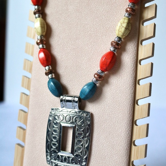 Statement Necklace Turquoise Silver Tone Metal Pendant Teal Orange Tribal Boho - Picture 7 of 9